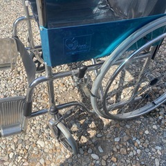 車イスの画像