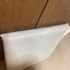硬めの座布団ふたつの画像