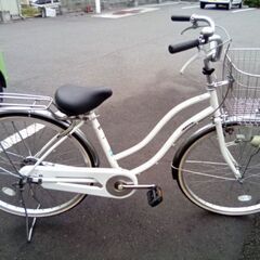 24インチ　白　子供自転車　LEDライトの画像