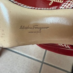 Salvatore Ferragamo レザーサンダル　フェラガモの画像