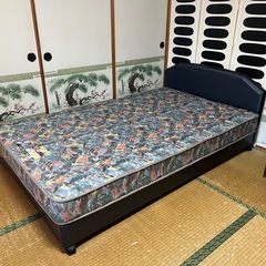 セミダブルベッドの画像