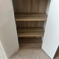 美品　扉付きシェルフの画像