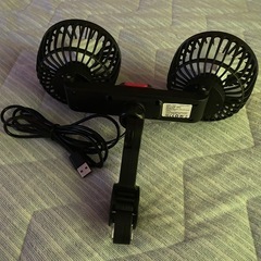 車載扇風機 車 扇風機 ファン ツインファン 車用電動ファン 3段階の風量調整可能 USB サーキュレーターの画像