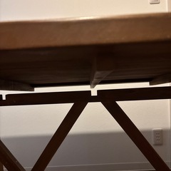 木製　ダイニングテーブルの画像