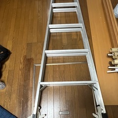 脚立の画像