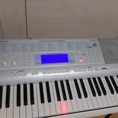 (中古)CASIO 光ナビゲーションキーボード(61鍵盤)電子ピアノ LK-207の画像