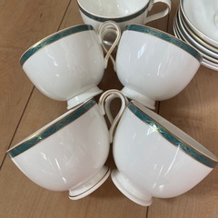 ボーンチャイナ　グリーンライン　ティーカップ6脚　ばら売り可の画像