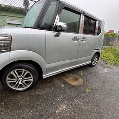 Nボックスカスタムの画像