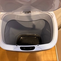 自動ゴミ箱 45L　ジャンク品の画像