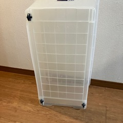 お話中　衣装ケースの画像