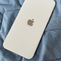 iPhone SE2 64gb ホワイト SIMフリーの画像