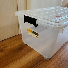 コロ付き　衣装ケース　収納ケース　押入れケースの画像