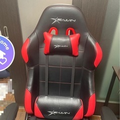 E-WIN ゲーミングチェアの画像
