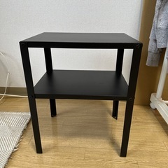  IKEAサイドテーブルの画像