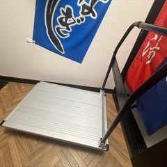 大きめ折りたたみアルミ台車(¥19,778で購入)の画像