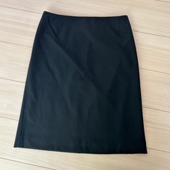 黒 グレー Aライン ビジネススカート 2点セットの画像