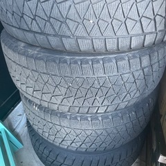 ブリザック225/60R17タイヤと5スポークホイールのセット。の画像
