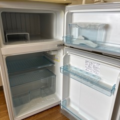 一人暮らし用冷蔵庫の画像