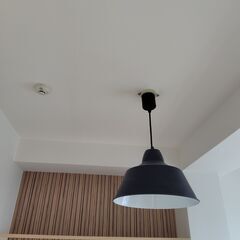 まだ可能です【無料】オシャレな部屋の照明２つ（使用可）の画像