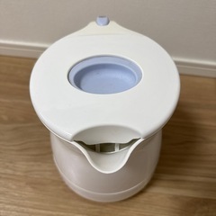 電気ケトルの画像