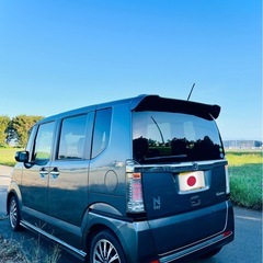 コミコミ 35万、ホンダ N-BOX カスタム　ターボ　JF1 年式···平成28年式、車検2027年8月まで、 走行距離127000km  乗って帰る可能です。の画像