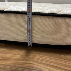 ダブルサイズマットレスとシングルサイズマットレスの画像