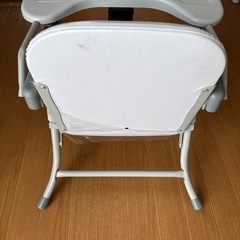 ベビーローチェア　取りに来れる方の画像