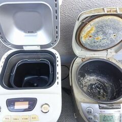 炊飯器とホームベーカリーのセットの画像