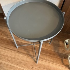 ニトリ製　トレイデーブルの画像