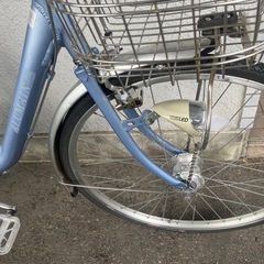 ９J２８　アルミのホームサイクル２６サイズ　オートライト付き　★自転車専門店の中古車です★　【消費税込み・防犯登録６００円込みの画像