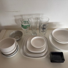食器の画像