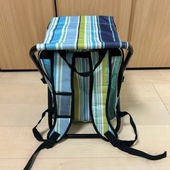 イス付きリュックの画像