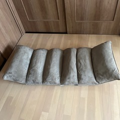リクライニングソファ弾力の画像