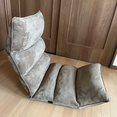 リクライニングソファ弾力の画像
