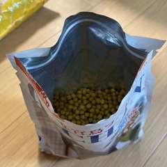 鳥の餌の画像