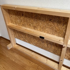 ダブルベットヘッドボードの画像