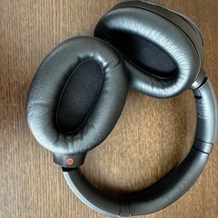 Sony WH-1000XM2 ノイズキャンセリングヘッドホン（森下駅受け渡し可）の画像