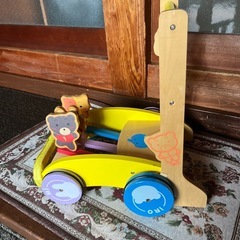 木のおもちゃ🪵ておしぐるま手押し車の画像