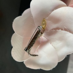 【CHANEL/箱付き/ほぼ新品】コサージュの画像