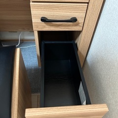 【10/19まで！直接取引のみ】ドレッサー・鏡台（スツール付）の画像
