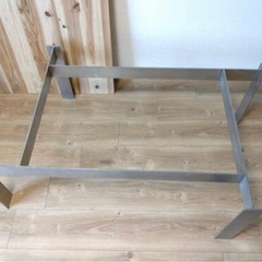 無垢板天板の金属フレーム　ローテーブルの画像