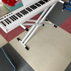電子ピアノの画像