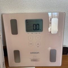 【受け渡し者決定】オムロン　体重体組成計　カラダスキャン　HBF-214の画像