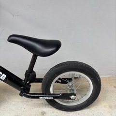 graphis ストライダーの画像