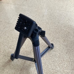 美品　三脚の画像