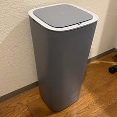 EKO 電動開閉式ゴミ箱の画像