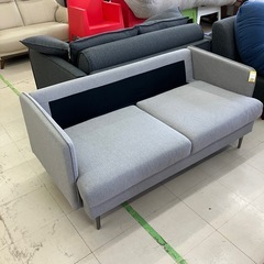 中古品　コンパクト2人掛けソファー　ラブソファー　グレー　1400mm 公田店の画像