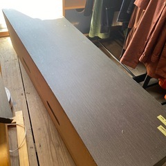 テレビボードの画像