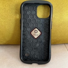 iPhone13カバーiFace正規品ブラックの画像