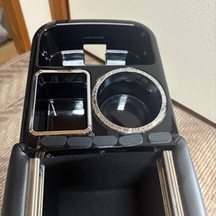 　ヴォクシーなどミニバン　コンソールBOX の画像